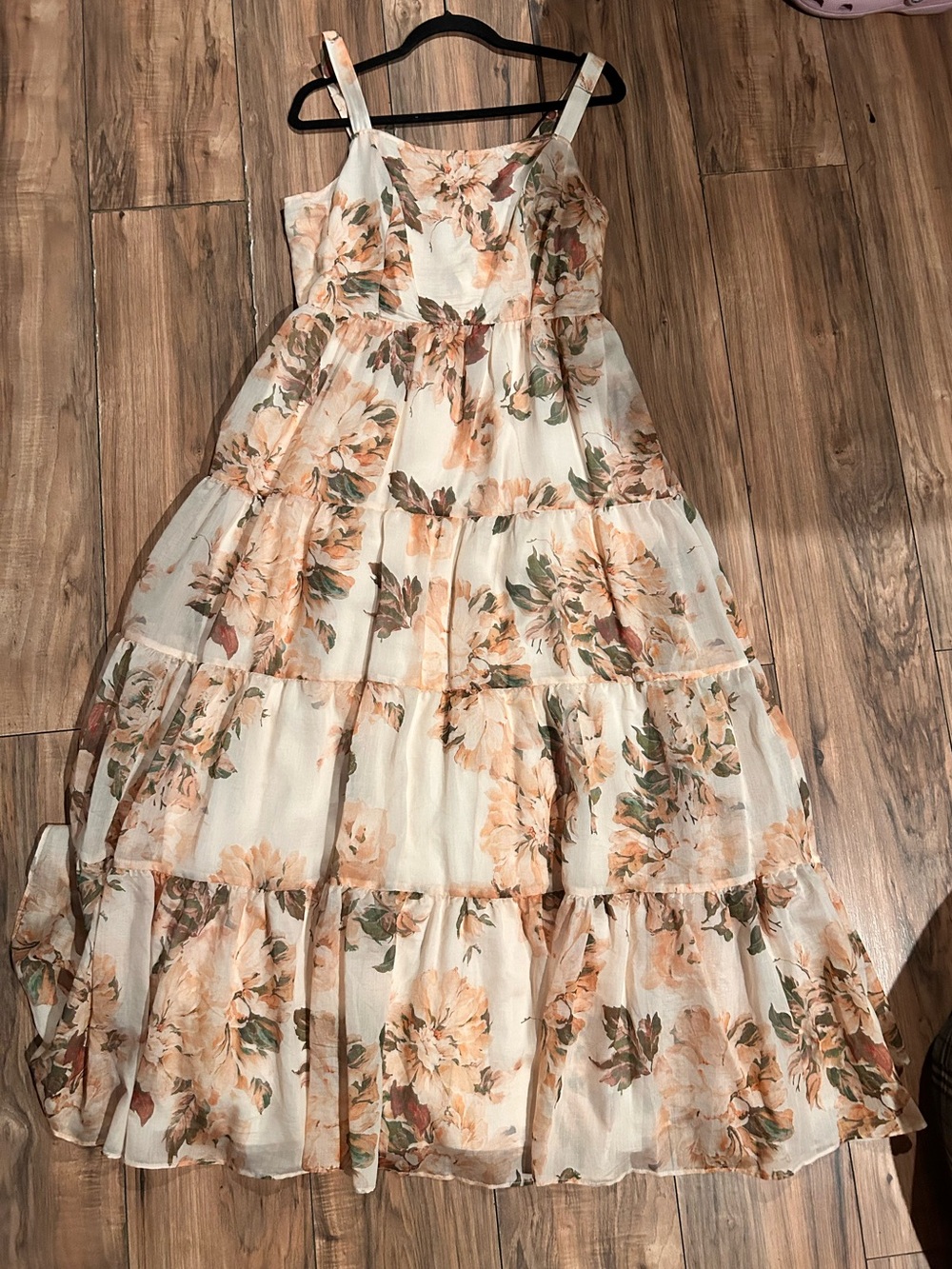 MELLODAY Cream Maxi Dress with Peach Floral Print
